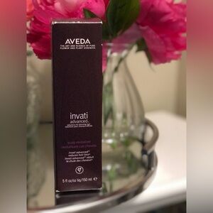 Aveda Invati Advanced Scalp Revitalizer in Black